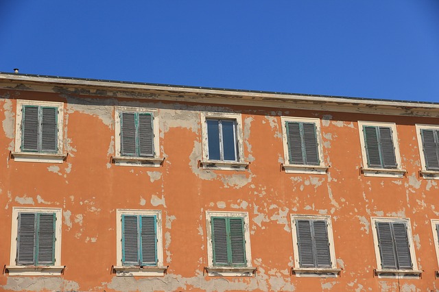 בניין בהליך משפטי